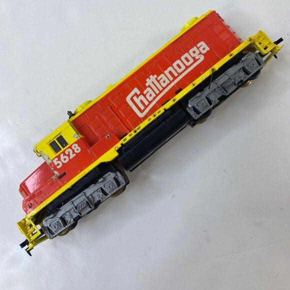 Vintage 90s Tyco HO Scale GP20 Chattanooga 5628 Diesel Locomotive Model Train - Picture 4 of 7
